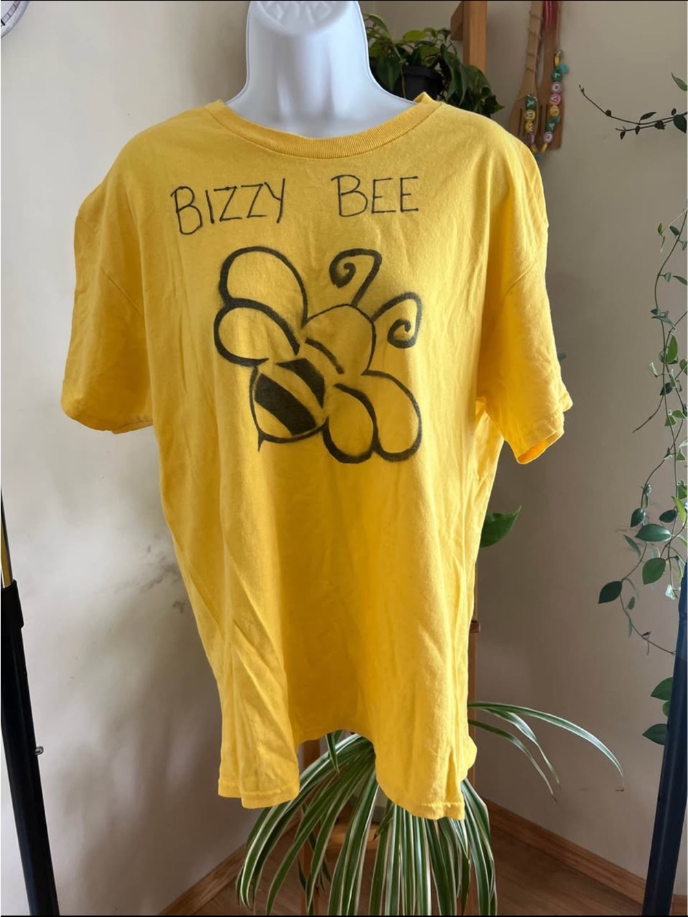 Gildan Yellow 'Bizzy Bee' Short Sleeve Graphic Tee